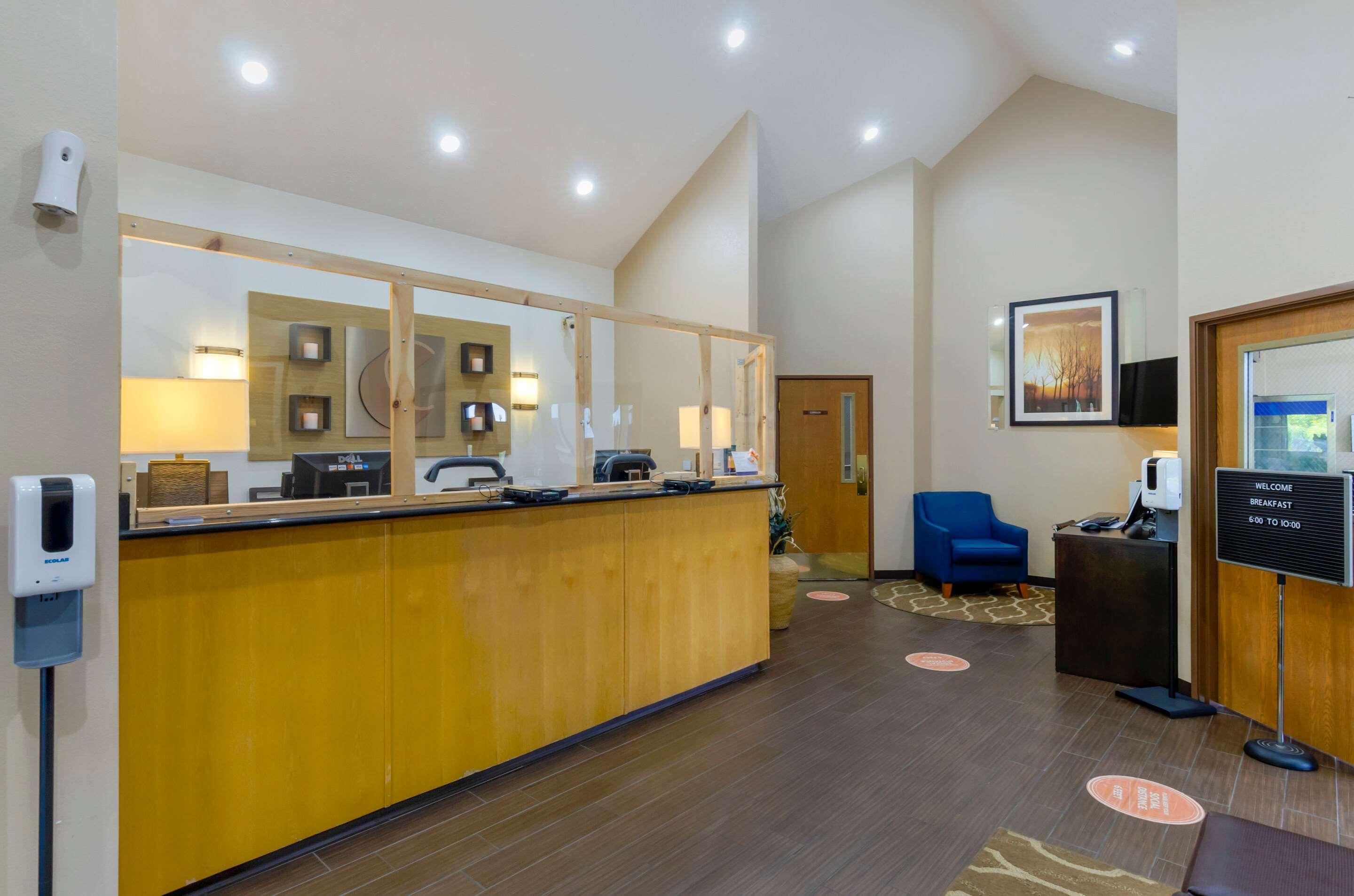 Comfort Inn Atkins-Marion I-81 Екстериор снимка