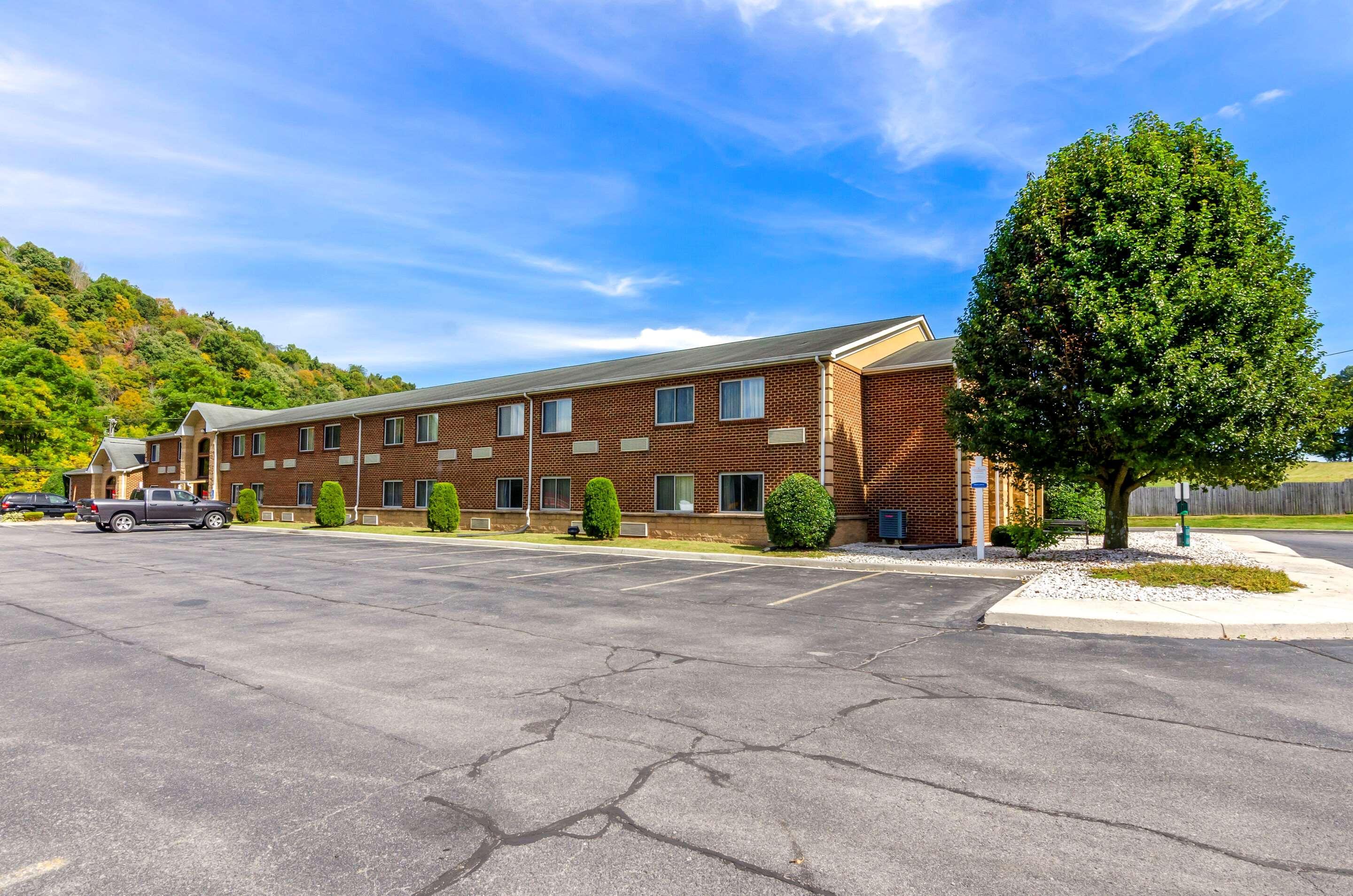 Comfort Inn Atkins-Marion I-81 Екстериор снимка